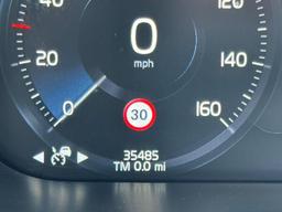 Volvo XC60 2.0 D4 R-Design Auto Euro 6 (s/s) 5dr at 31th