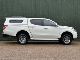 Mitsubishi L200 2.4 DI-D DC Barbarian Auto 4WD Euro 6 4dr at 14th