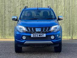 Mitsubishi L200 2.4 DI-D DC Barbarian Auto 4WD Euro 6 4dr at 4th