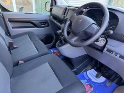 Peugeot Expert 2.0 BlueHDi 1400 Professional Premium Standard Panel Van MWB Euro 6 (s/s) 6dr at 2th