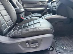 Mitsubishi L200 2.4 DI-D DC Barbarian Auto 4WD Euro 6 4dr at 31th