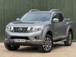 Nissan Navara 2.3 dCi Tekna Auto 4WD Euro 6 4dr at 9th