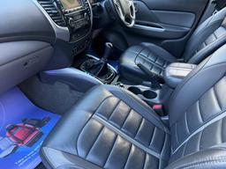 Mitsubishi L200 2.4 DI-D DC Barbarian 4WD Euro 6 4dr at 13th