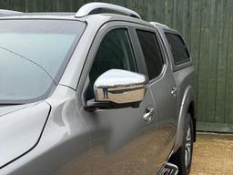 Nissan Navara 2.3 dCi Tekna Auto 4WD Euro 6 4dr at 40th