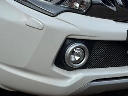 Mitsubishi L200 2.4 DI-D DC Barbarian Auto 4WD Euro 6 4dr at 31th