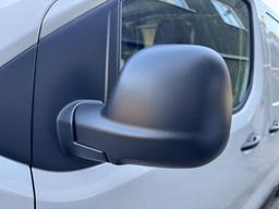 Peugeot Expert 2.0 BlueHDi 1400 Professional Premium Standard Panel Van MWB Euro 6 (s/s) 6dr at 38th