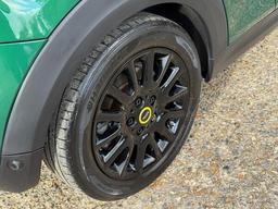 MINI Electric Hatch Cooper SE 32.6kWh Level 3 Auto 3dr at 36th