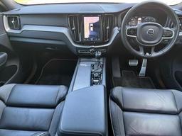 Volvo XC60 2.0 D4 R-Design Auto Euro 6 (s/s) 5dr at 2th