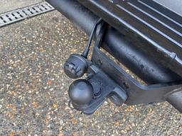 Toyota Hilux 2.4 D-4D Invincible Auto 4WD Euro 6 4dr (TSS, 3.5t) at 48th