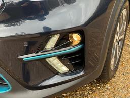 Kia Niro 64kWh 4 Auto 5dr at 38th