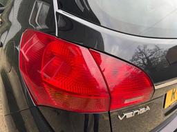 Kia Venga 1.6 EcoDynamics 3 Euro 5 (s/s) 5dr at 34th