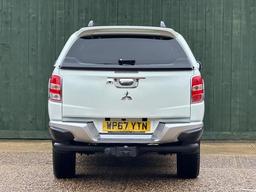 Mitsubishi L200 2.4 DI-D DC Barbarian Auto 4WD Euro 6 4dr at 13th