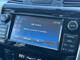 Nissan Navara 2.3 dCi Tekna Auto 4WD Euro 6 4dr at 29th