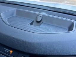 Nissan Navara 2.3 dCi Tekna 4WD Euro 6 (s/s) 4dr at 45th