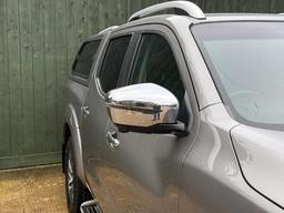 Nissan Navara 2.3 dCi Tekna Auto 4WD Euro 6 4dr at 28th