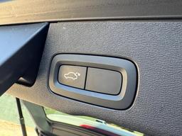 Volvo XC60 2.0 D4 R-Design Auto Euro 6 (s/s) 5dr at 14th