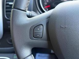 Renault Trafic 2.0 dCi ENERGY 28 Black Edition EDC SWB Standard Roof Euro 6 (s/s) 5dr at 35th