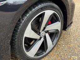 Volkswagen Golf 2.0 TSI GTI DSG Euro 6 (s/s) 5dr at 33th