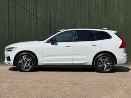 Volvo XC60 2.0 D4 R-Design Auto Euro 6 (s/s) 5dr at 7th