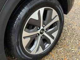 Kia Niro 64kWh 4 Auto 5dr at 43th