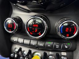 MINI Electric Hatch Cooper SE 32.6kWh Level 3 Auto 3dr at 33th