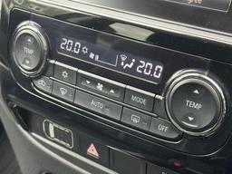 Mitsubishi L200 2.4 DI-D DC Barbarian Auto 4WD Euro 6 4dr at 19th