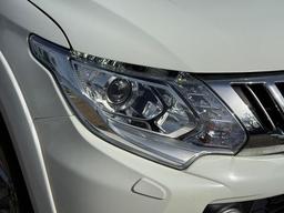 Mitsubishi L200 2.4 DI-D DC Warrior 4WD Euro 6 4dr at 29th