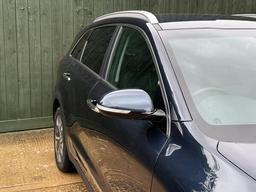 Kia Niro 64kWh 4 Auto 5dr at 40th