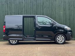 Citroen Dispatch 1.5 BlueHDi 1000 Enterprise Pro XS FWD 1 Euro 6 (s/s) 6dr at 12th