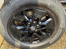 Nissan Navara 2.3 dCi N-Guard Auto 4WD Euro 6 4dr at 27th