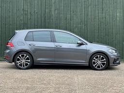 Volkswagen Golf 1.5 TSI EVO R-Line DSG Euro 6 (s/s) 5dr at 8th
