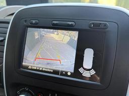 Renault Trafic 2.0 dCi ENERGY 28 Black Edition EDC SWB Standard Roof Euro 6 (s/s) 5dr at 3th