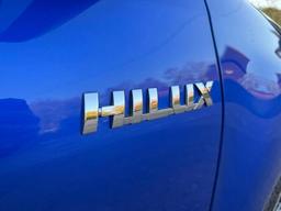 Toyota Hilux 2.4 D-4D Invincible Auto 4WD Euro 6 4dr (TSS, 3.5t) at 50th