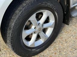 Nissan Navara 2.5 dCi Tekna Auto 4WD Euro 5 4dr at 35th