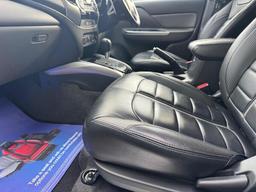 Mitsubishi L200 2.4 DI-D DC Barbarian Auto 4WD Euro 6 4dr at 33th