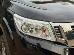 Nissan Navara 2.3 dCi Tekna 4WD Euro 6 (s/s) 4dr at 37th