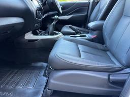 Nissan Navara 2.3 dCi Tekna 4WD Euro 6 (s/s) 4dr at 33th