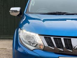 Mitsubishi L200 2.4 DI-D DC Barbarian 4WD Euro 6 4dr at 33th