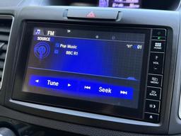 Honda CR-V 2.0 i-VTEC Black Edition 4WD Euro 6 (s/s) 5dr at 17th