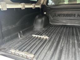 Mitsubishi L200 2.4 DI-D DC Barbarian Auto 4WD Euro 6 4dr at 38th