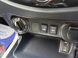 Nissan Navara 2.3 dCi Tekna Auto 4WD Euro 6 4dr at 28th