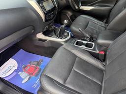 Nissan Navara 2.3 dCi Tekna 4WD Euro 6 (s/s) 4dr at 16th