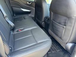 Nissan Navara 2.3 dCi Tekna 4WD Euro 6 (s/s) 4dr at 38th