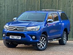 Toyota Hilux 2.4 D-4D Invincible Auto 4WD Euro 6 4dr (TSS, 3.5t) at 8th