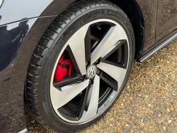 Volkswagen Golf 2.0 TSI GTI DSG Euro 6 (s/s) 5dr at 36th