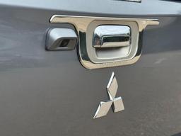 Mitsubishi L200 2.4 DI-D DC Barbarian Auto 4WD Euro 6 4dr at 42th