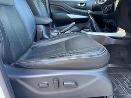 Nissan Navara 2.3 dCi Tekna 4WD Euro 6 (s/s) 4dr at 9th