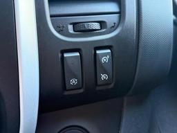 Renault Trafic 2.0 dCi ENERGY 28 Black Edition EDC SWB Standard Roof Euro 6 (s/s) 5dr at 30th