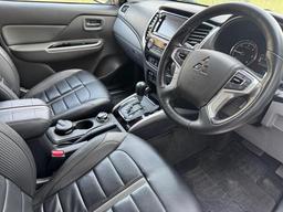 Mitsubishi L200 2.4 DI-D DC Barbarian Auto 4WD Euro 6 4dr at 4th