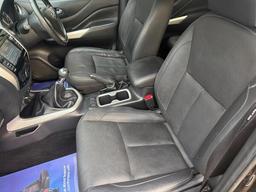Nissan Navara 2.3 dCi Tekna 4WD Euro 6 (s/s) 4dr at 13th